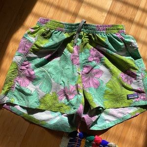 NWOT Womens Tropical Patagonia Baggies Shorts